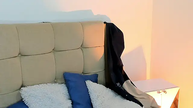 brithany rousee online show from September 15, 2025, 4:18 pm