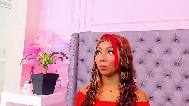 HaileeRoberts online show from March 15, 2026, 1:07 pm