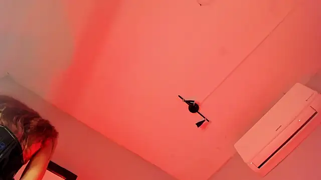 ALICEPOIXXXON online show from September 15, 2025, 1:06 am