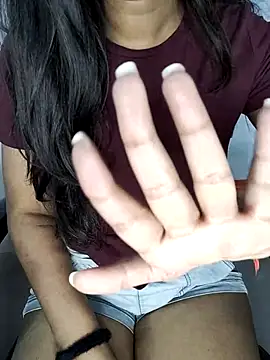 Snapshot of Ms_Neera chatting on March 2, 2025, 9:43 am Ms Neera online show from March 2, 2025, 9:43 am