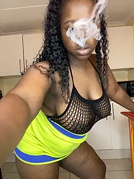 Snapshot of DarkBerry87 chatting on November 29, 2025, 7:58 pm DarkBerry87 online show from November 29, 2025, 7:58 pm