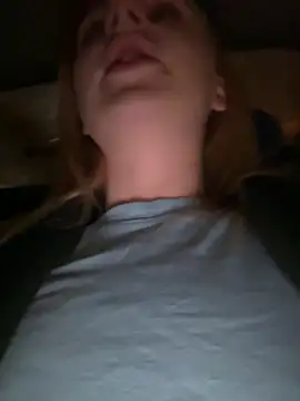 Snapshot of elegant_babe chatting on December 14, 2024, 3:36 pm elegant babe online show from December 14, 2024, 3:36 pm