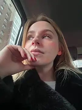 Snapshot of elegant_babe chatting on January 30, 2025, 12:59 pm elegant babe online show from January 30, 2025, 12:59 pm