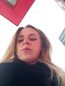 Snapshot of elegant_babe chatting on February 12, 2025, 12:55 pm elegant babe online show from February 12, 2025, 12:55 pm