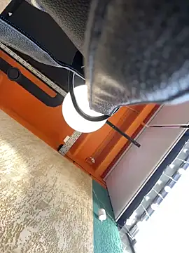 Snapshot of elegant_babe chatting on January 15, 2025, 11:21 am elegant babe online show from January 15, 2025, 11:21 am