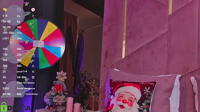 Snapshot of AllenaMoon chatting on December 19, 2025, 9:06 pm AllenaMoon online show from December 19, 2025, 9:06 pm