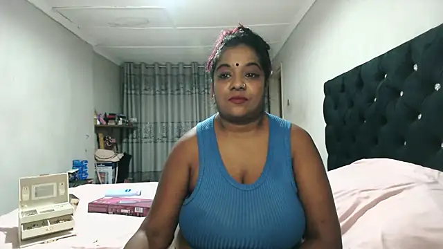 Snapshot of Indianmayaxoxo chatting on September 15, 2025, 5:13 pm Indianmayaxoxo online show from September 15, 2025, 5:13 pm
