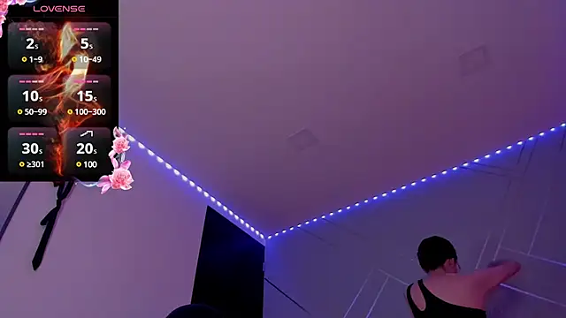 Ich Bin Julia online show from January 6, 2025, 4:55 pm