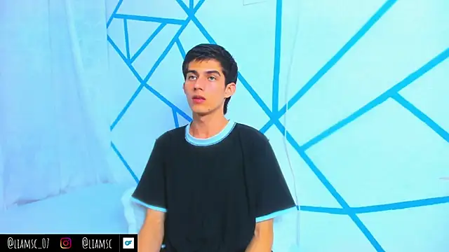 liam scott77 online show from October 2, 2025, 12:25 am