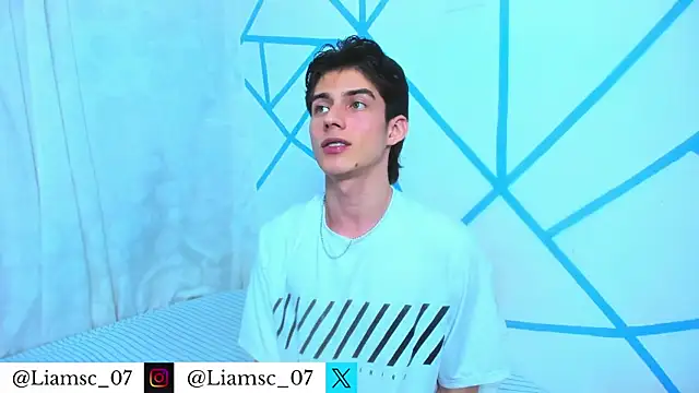 Snapshot of liam_scott77 chatting on July 22, 2026, 1:51 am liam scott77 online show from July 22, 2026, 1:51 am