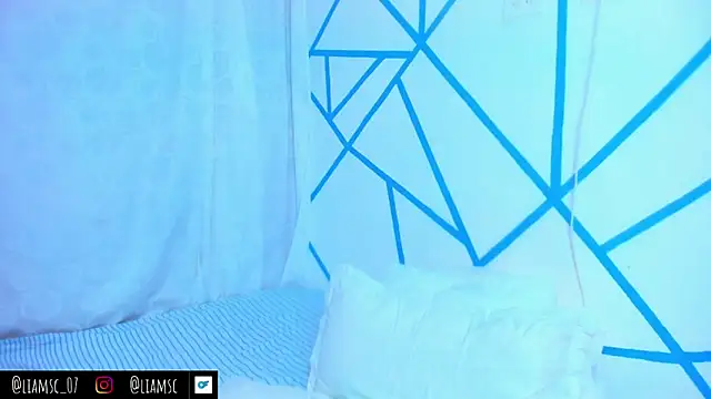 liam scott77 online show from September 25, 2025, 5:02 am