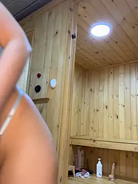 Barbielatinas online show from October 12, 2025, 5:20 am