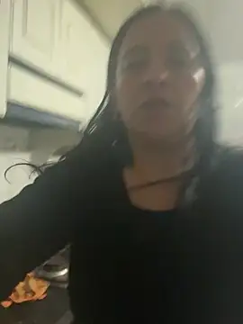 Freya Artemisa online show from April 3, 2026, 10:27 pm