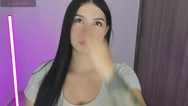 Natasha su  online show from February 25, 2026, 3:51 am