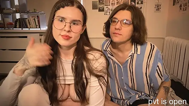 passiondesire  online show from March 21, 2026, 8:41 am