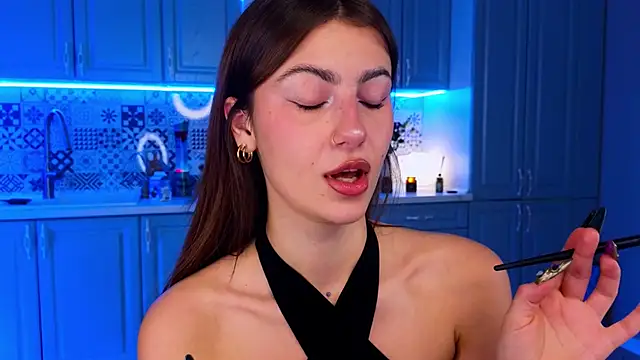 tomorrows day online show from October 3, 2025, 10:11 pm