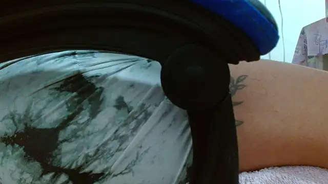 sinay024 online show from April 2, 2026, 10:22 am