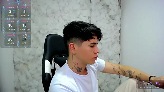 Tayson Rivers online show from November 24, 2025, 2:11 am