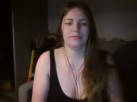 AnnaDiamond1 online show from February 18, 2025, 8:14 pm