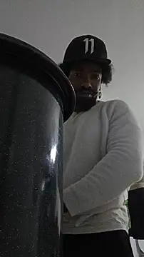 Siriss boyrag online show from October 8, 2025, 1:51 am