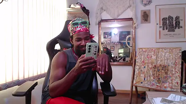 Siriss boyrag online show from March 12, 2025, 9:56 pm