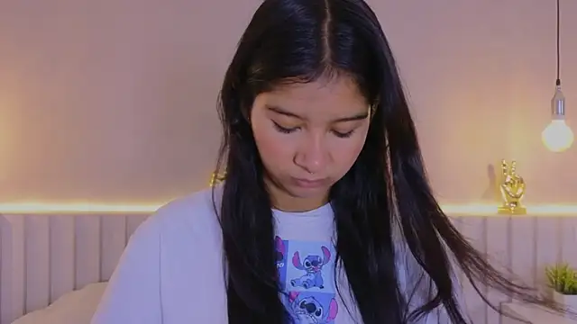 Aida moreno online show from November 6, 2025, 11:36 am