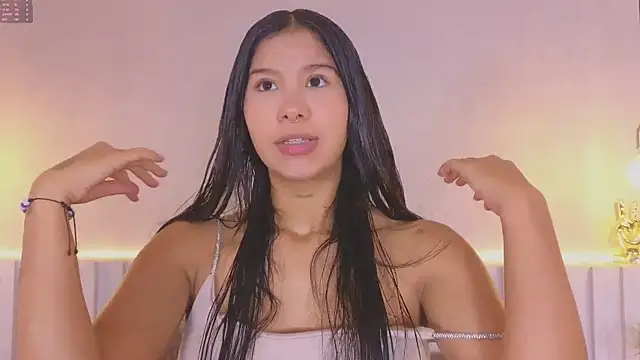 Aida moreno online show from November 17, 2025, 11:58 am