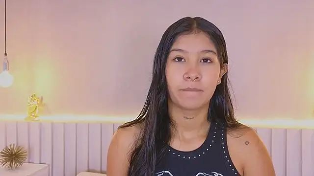 Aida moreno online show from December 2, 2025, 11:34 am