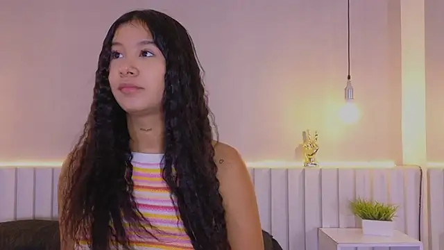 Aida moreno online show from October 31, 2025, 12:13 pm