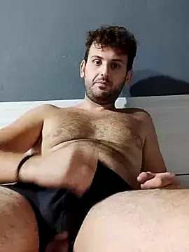 Snapshot of TheKing966 chatting on September 18, 2025, 6:00 pm TheKing966 online show from September 18, 2025, 6:00 pm