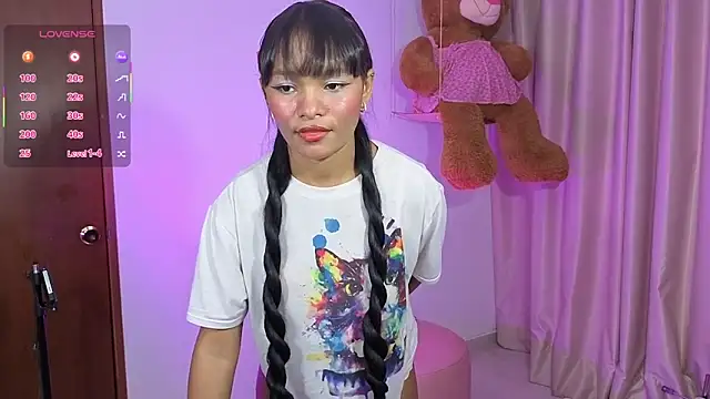 KaattySweet  online show from April 15, 2026, 7:40 pm