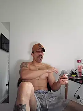 Snapshot of prince-roludo chatting on December 31, 2024, 1:19 pm prince-roludo online show from December 31, 2024, 1:19 pm