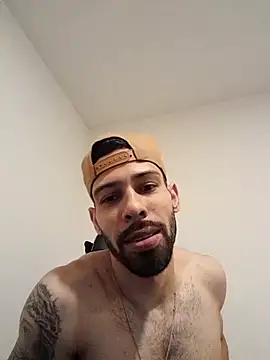 Snapshot of prince-roludo chatting on December 11, 2024, 12:02 pm prince-roludo online show from December 11, 2024, 12:02 pm