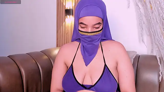 malak nanyy online show from March 12, 2026, 12:09 pm