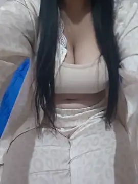 Snapshot of Liyan- chatting on December 16, 2025, 10:41 am Liyan- online show from December 16, 2025, 10:41 am