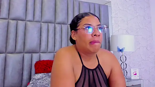 Snapshot of MelannyTylor chatting on December 3, 2024, 7:05 am MelannyTylor online show from December 3, 2024, 7:05 am