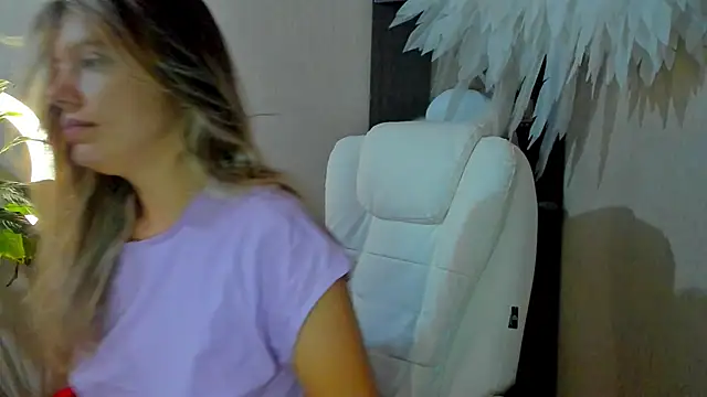 foxy blond online show from November 7, 2025, 12:26 am