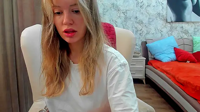 foxy blond online show from March 27, 2026, 12:52 am