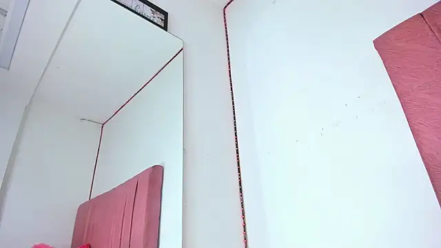 Snapshot of margiesfunnyhot303av chatting on September 12, 2025, 1:33 pm margiesfunnyhot303av online show from September 12, 2025, 1:33 pm