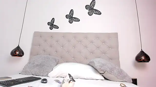 Bunny girl 006 online show from February 9, 2025, 12:41 pm