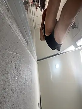 kevinsito1 online show from November 11, 2025, 4:35 pm