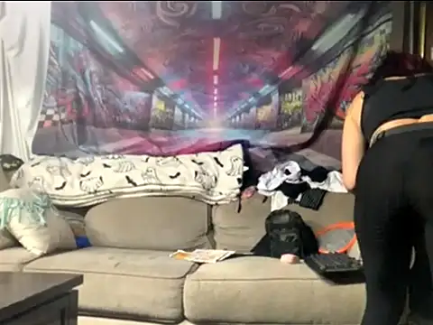 KRYZTALYNXXX online show from October 5, 2025, 8:05 am