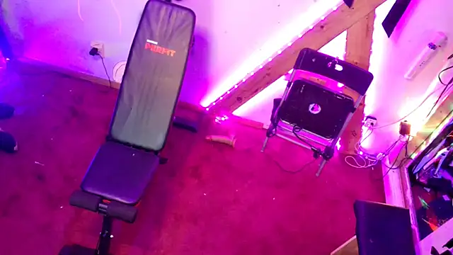 KRYZTALYNXXX online show from January 1, 2025, 11:05 am