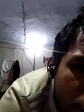 Snapshot of heinkieee chatting on January 9, 2025, 12:52 pm heinkieee online show from January 9, 2025, 12:52 pm