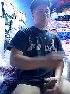 strokvic online show from October 3, 2025, 11:39 pm