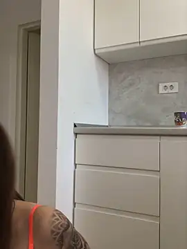 madonnaaaa online show from October 28, 2025, 9:19 am