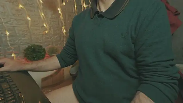 alex-volo online show from December 19, 2025, 2:04 am