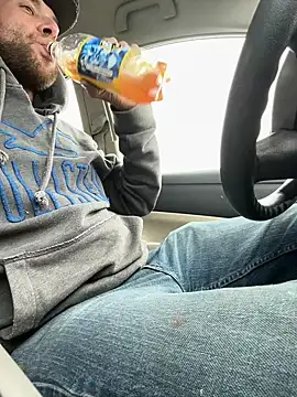 SmokingSloth online show from March 19, 2025, 9:16 pm