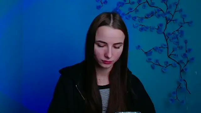 Eva Janee online show from January 7, 2026, 6:40 am