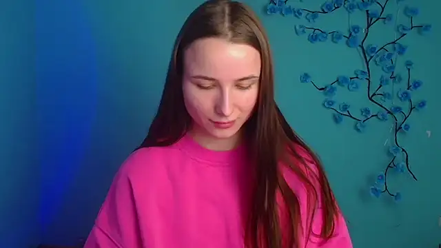 Eva Janee online show from April 22, 2026, 5:36 am